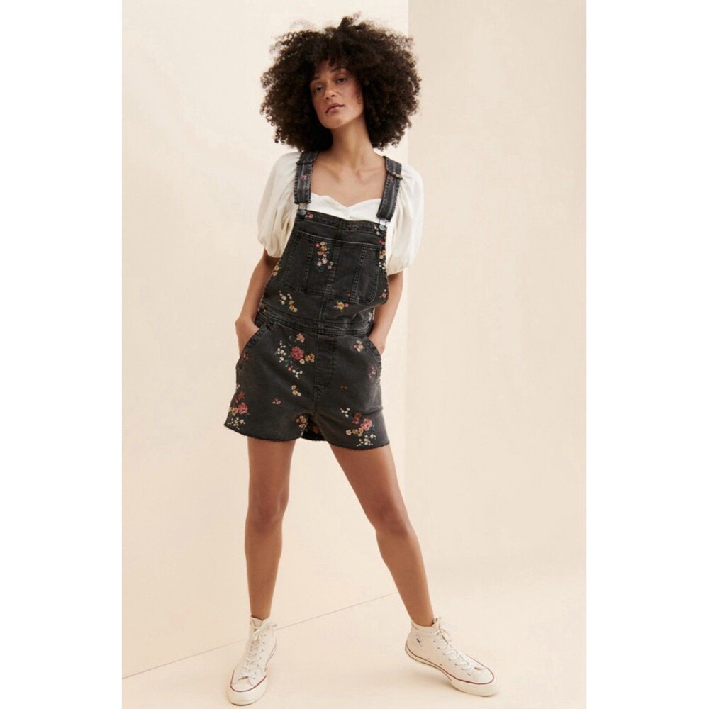 Driftwood Floral Embroidered Black Denim Shortalls Frayed Hem Size M NWOT $138 - Picture 4 of 11